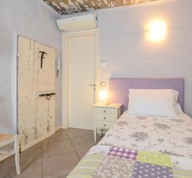 Il Nido dei Gufi Bed and Breakfast в Тосколано-Мадерно