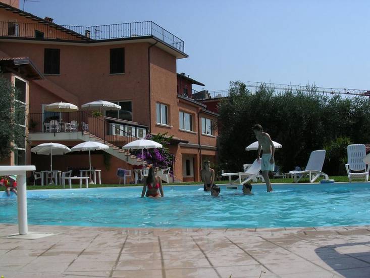 Albergo Vittoria 3* Италия, Тосколано-Мадерно