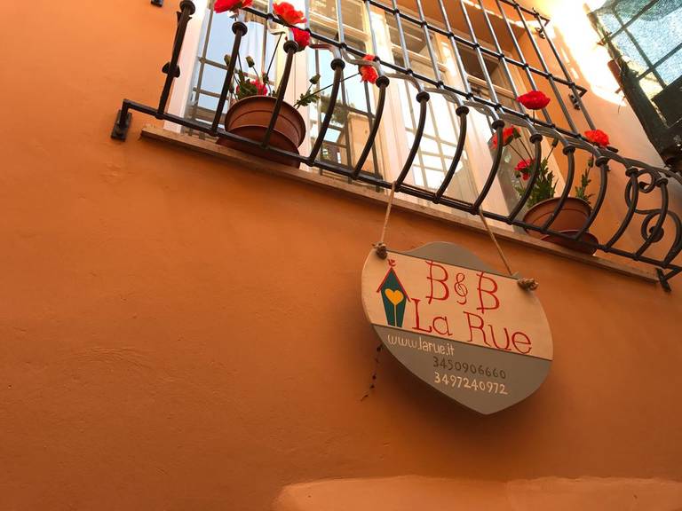 La Rue