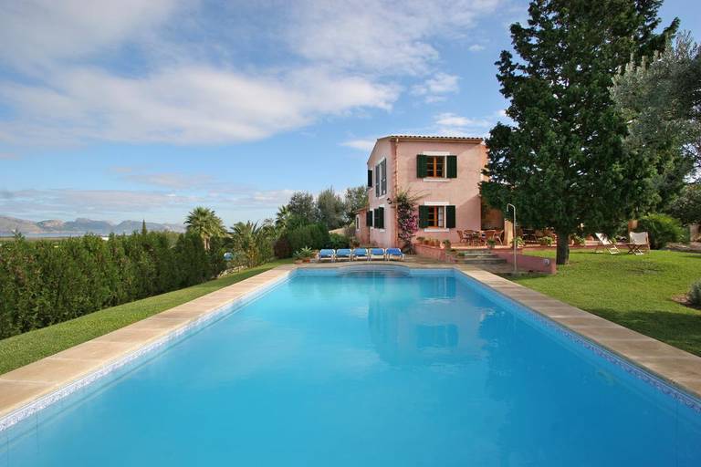 Villa Alzina