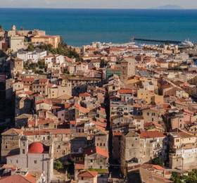 Torrione San Lorenzo в Террачине
