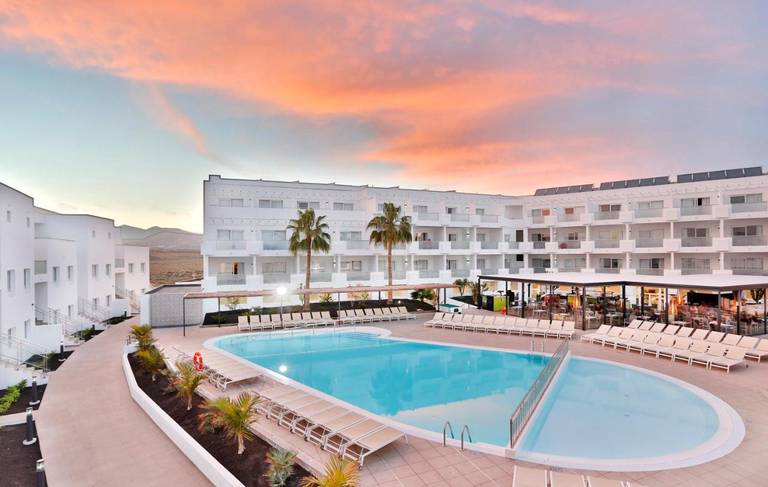 Aequora Lanzarote Suites