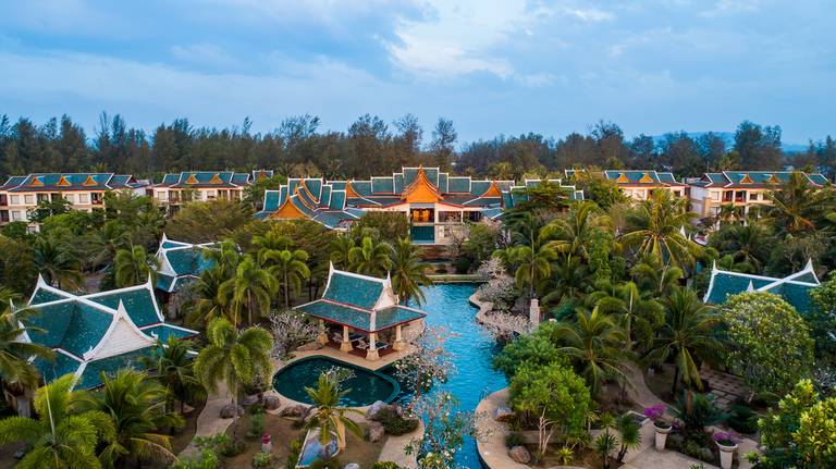 Miracle Island Resort