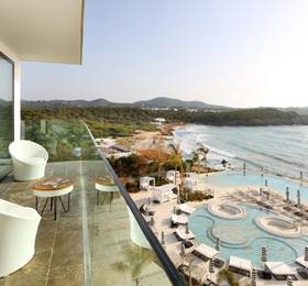 Fiesta Hotel Cala Nova в Эс-Кане