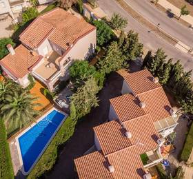 Pino Alto Villa Napoleon в Миами-Плайе