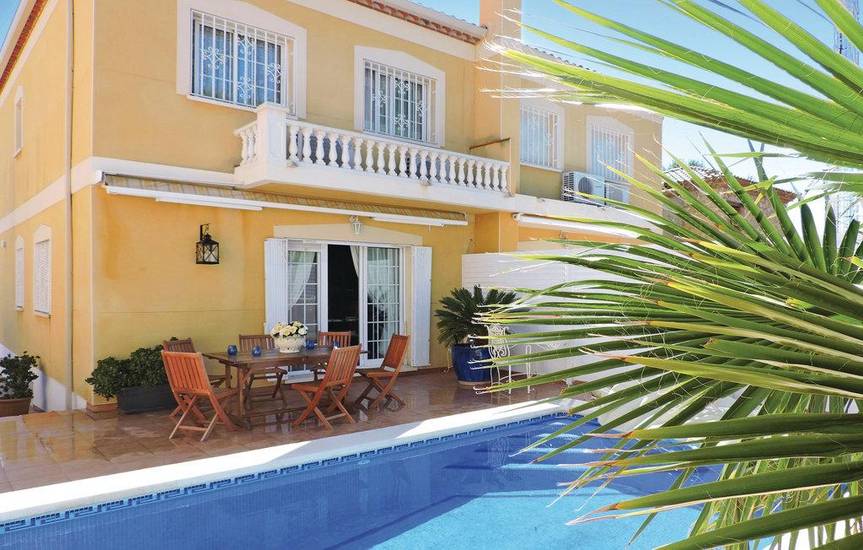 Four-Bedroom Holiday Home in Miami Playa 4* Испания, Миами-Плайя