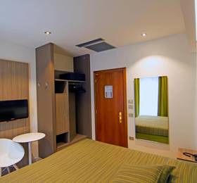 Hotel Ideal в Сирмионе