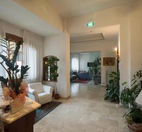Туры в Hotel Santorotto в Италии