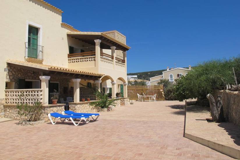 Astbury Apartments Es Calo Village Испания, Эс-Кало