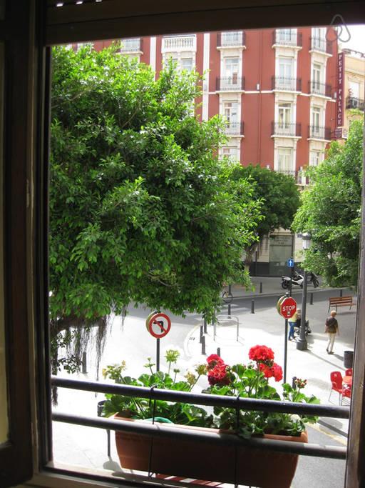 Stay in Vibrant Russafa
