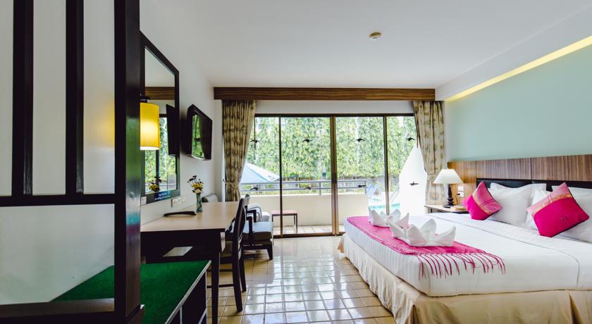 Karon Whale Resort 3*