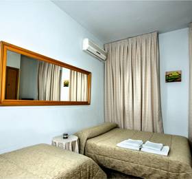Hostal Santa Barbara в Толедо