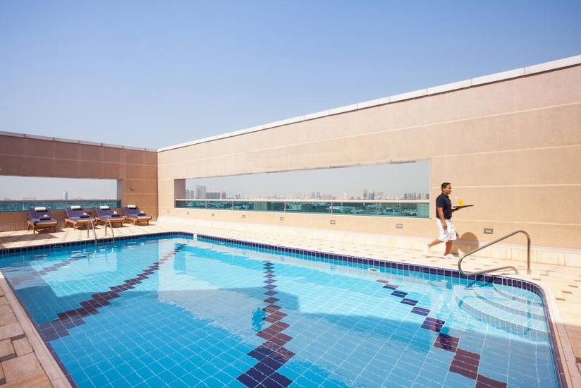 Movenpick Apartments Bur Dubai ОАЭ, Дубай