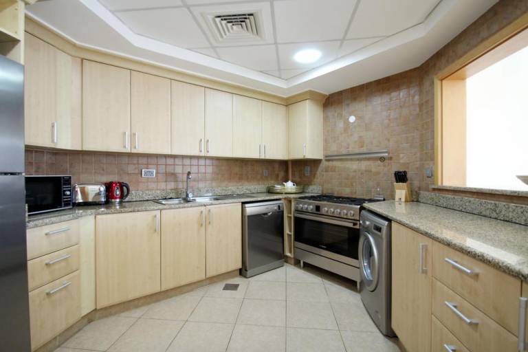E T Holiday Homes - Al Tamr