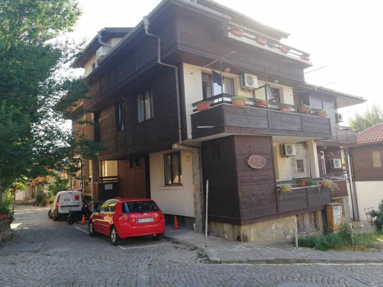 Guest House Liliya