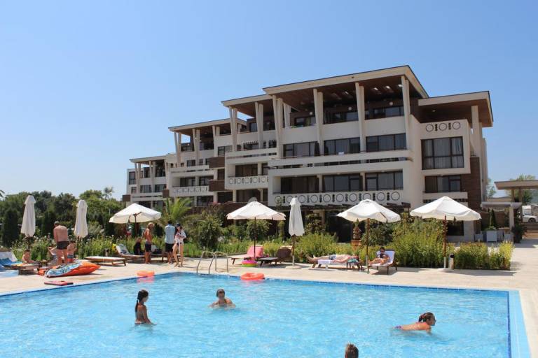 Apolonia Gradina Apartments