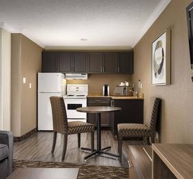 Отдых в Best Western Carlton Plaza - Канада, Виктория