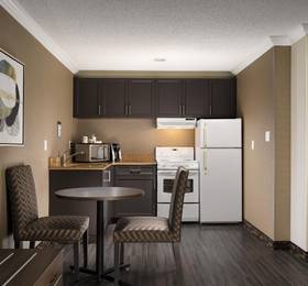 Best Western Carlton Plaza в Виктории