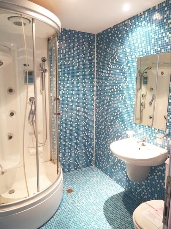 Family Hotel Dalis 2*