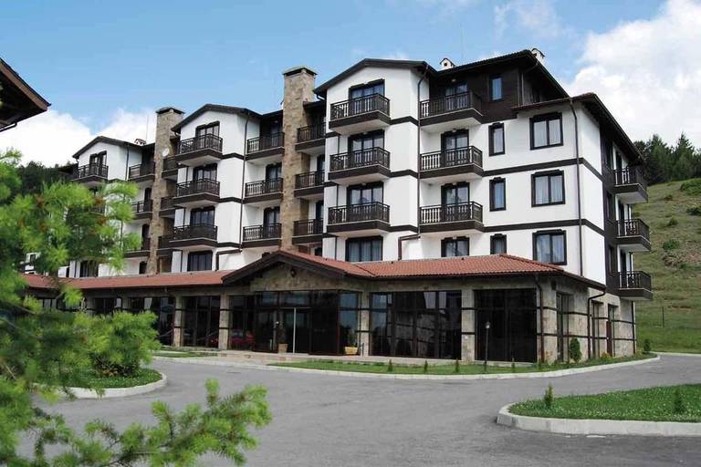 Three Mountains Apartment