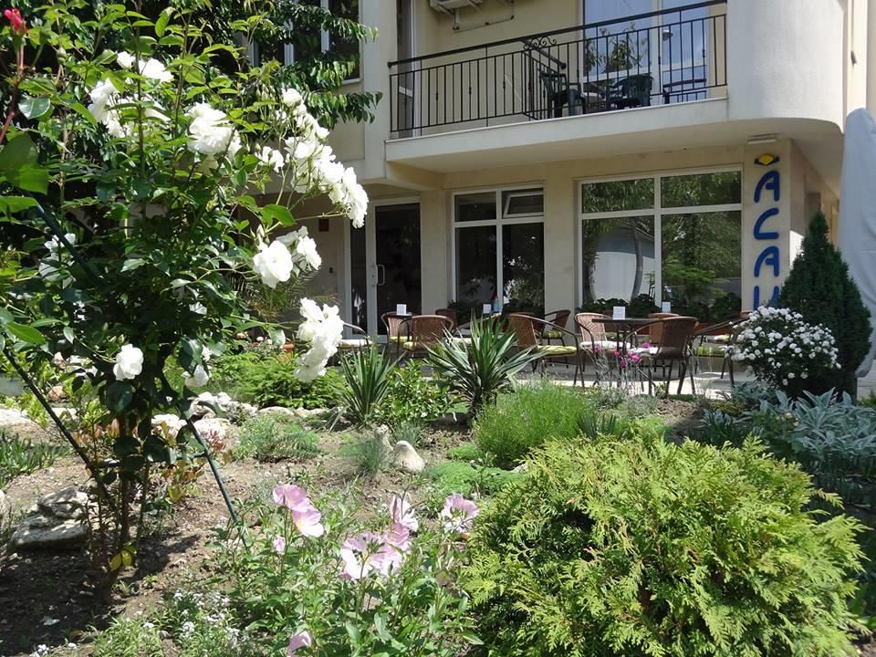 Family Hotel Asai 2*