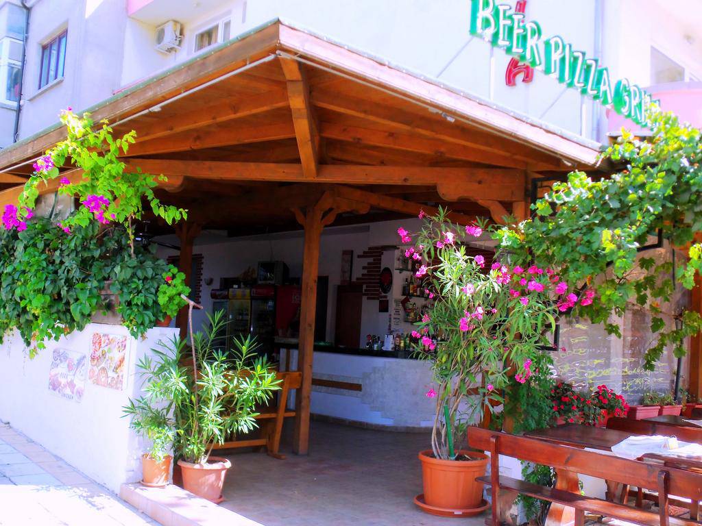 Family Hotel Arkadia 2*