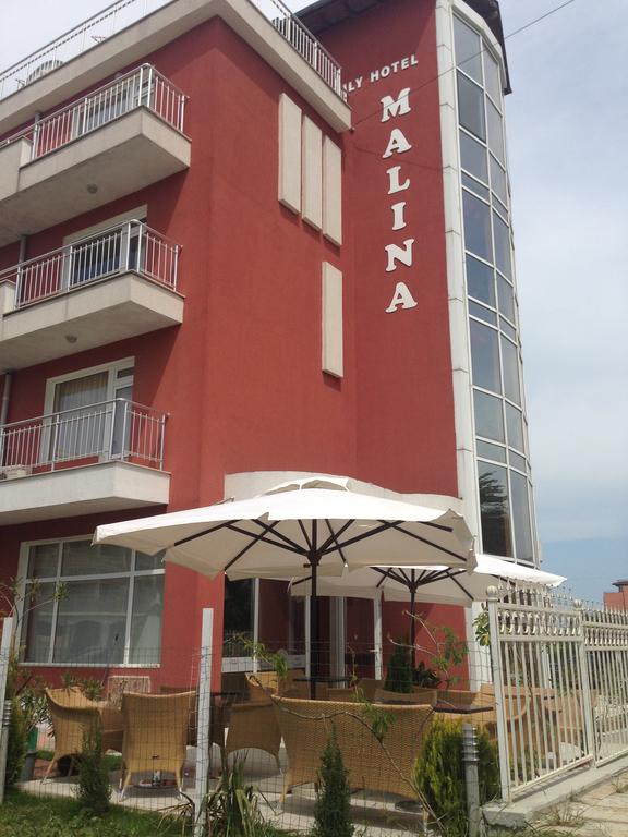 Malina Family Hotel 2*