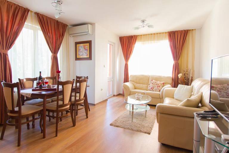 Domus Apartment Iglika