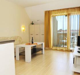 Iris Hotel в Несебре