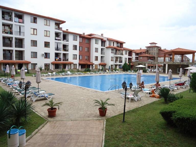 Apartments in Complex Apolon