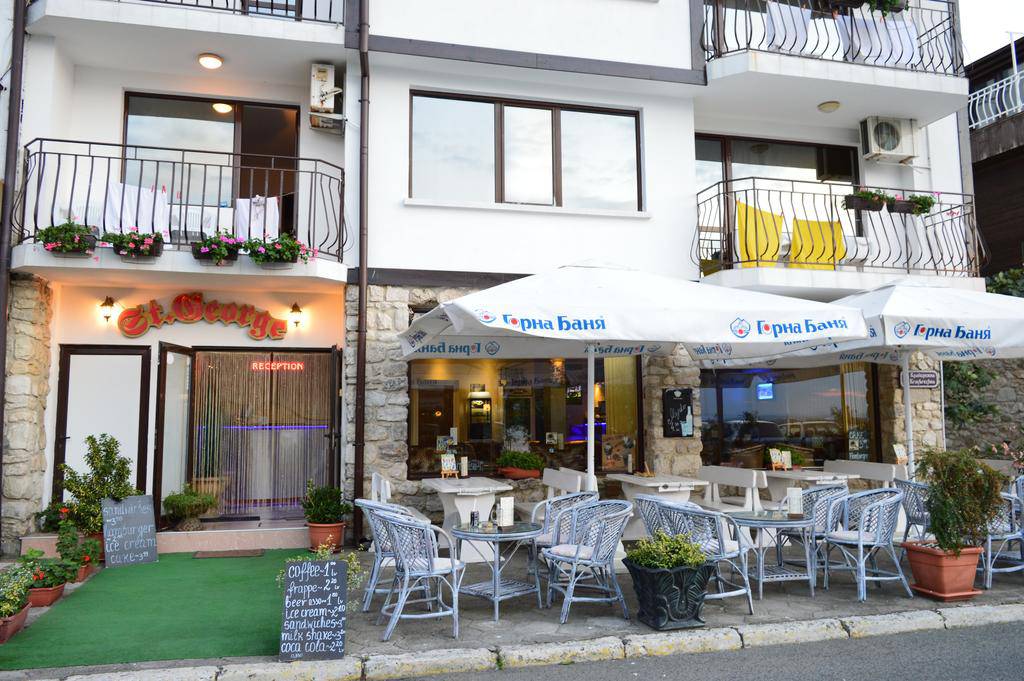 Hotel St. George 3*