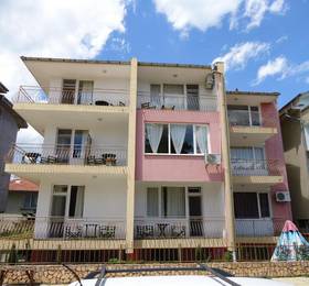 Отдых в Kazlarov Guest House - Болгария, Китен