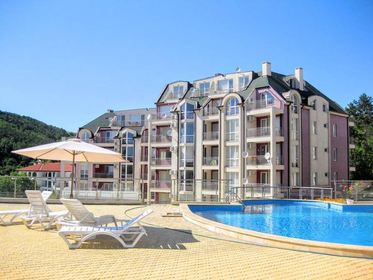 Apartments Kavarna Hills Complex