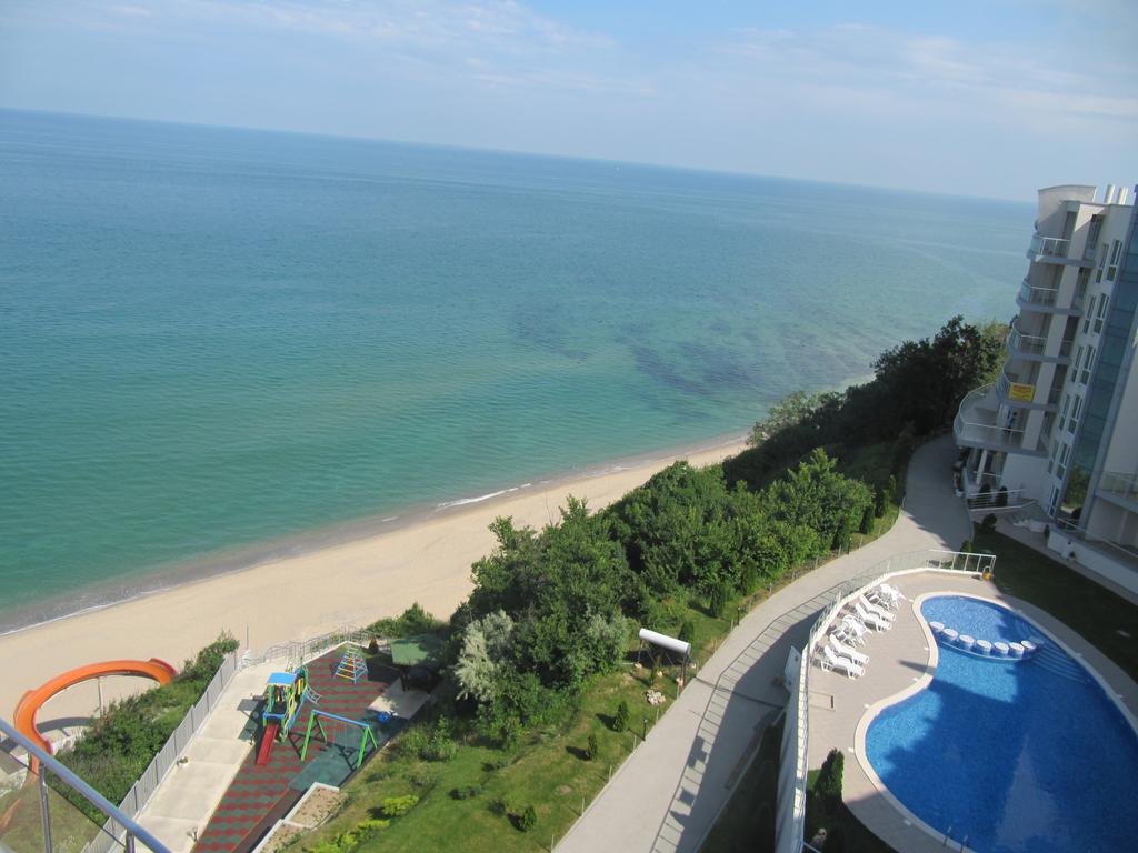 Silver beach. Сильвер Бич Бяла. Сильвер Бич Болгария. Silver Beach Бяла. Byala Silver Beach Resort.