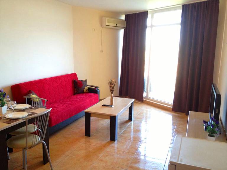 Apartments in Grand Midia Aheloy Palace
