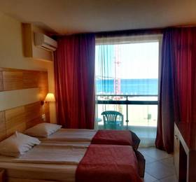 Briz Beach B Hotel в Солнечном береге