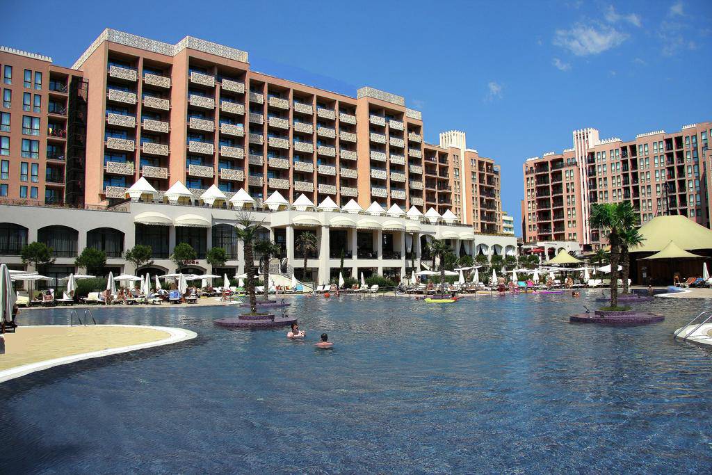 Royal Beach Apartments