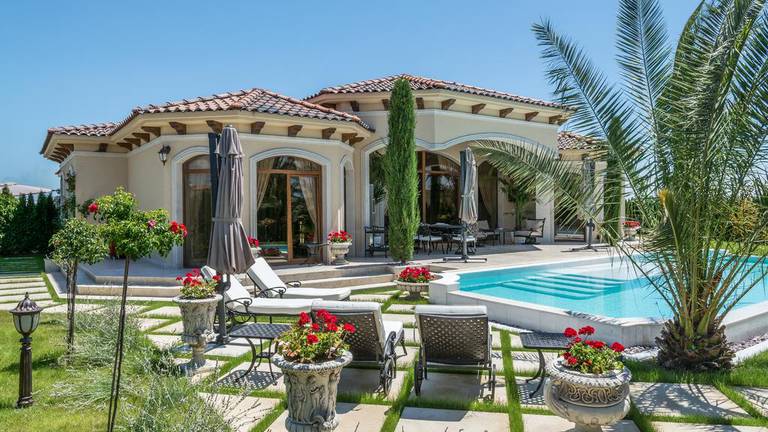 Eden Park Luxury Villas Complex