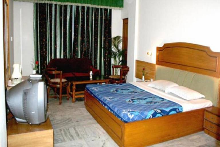 Hotel Chanakya