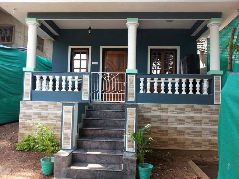 DG House