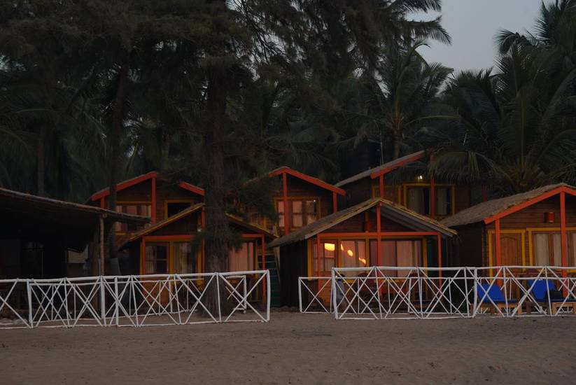 Agonda Beach Bumps Индия, Канкон
