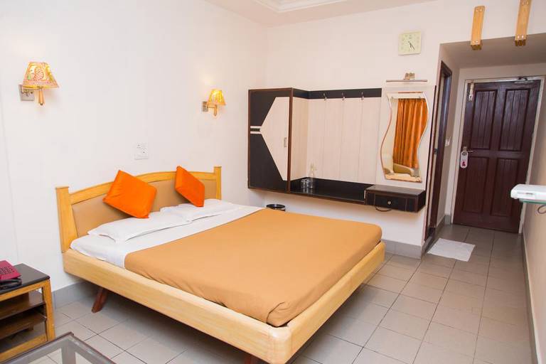 Hotel Kinnera Comforts