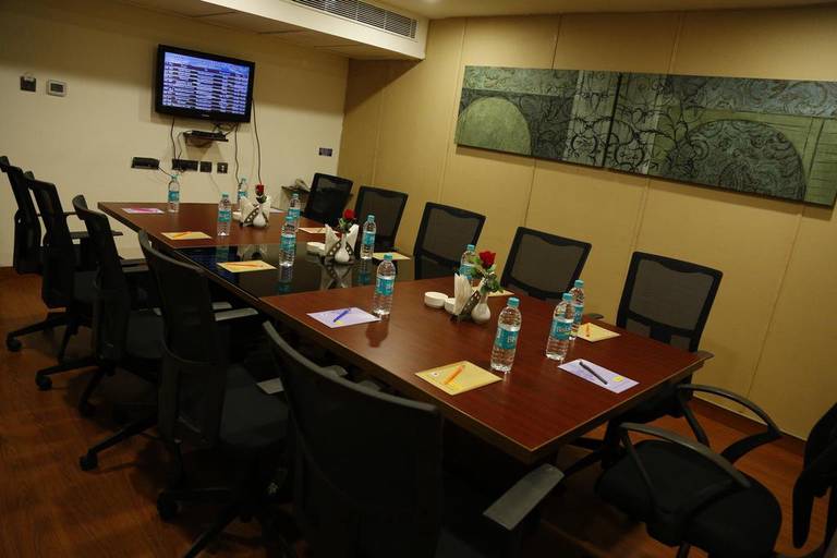 Quality Inn Bez Krishnaa