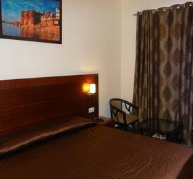 Hotel Janhvi International в Варанаси