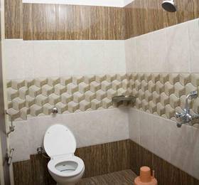 Assi River Guest house в Варанаси