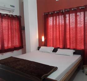 Lake View Hostel в Варанаси