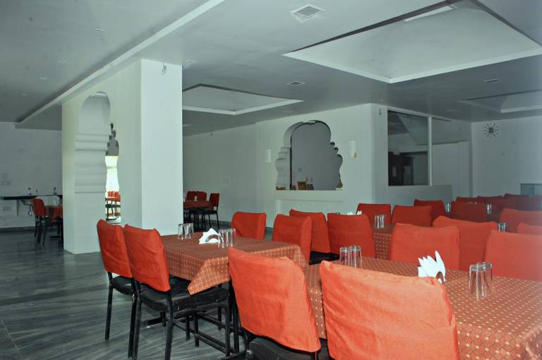 Ashish Ratan Resort