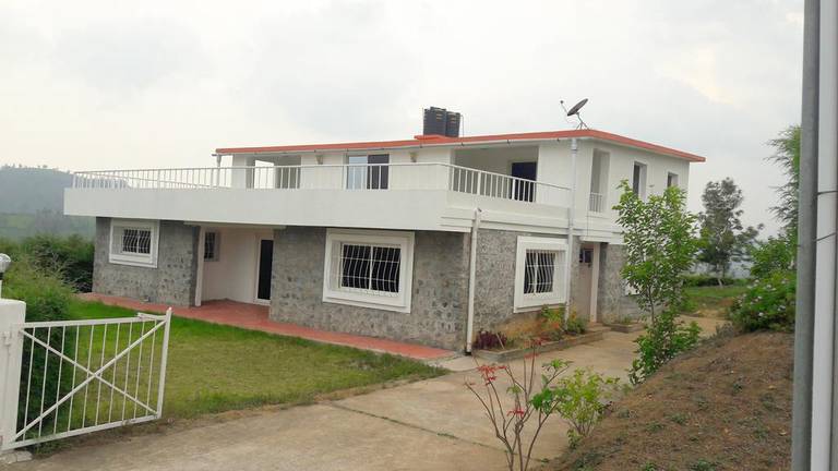 Mountain Top Holiday Home