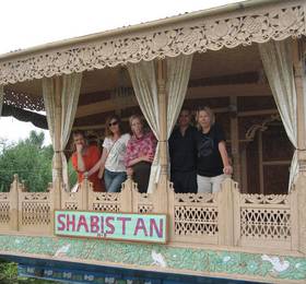 Shabistan Group в Сринагаре