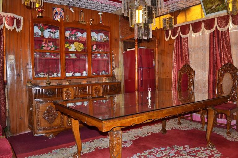 Amina Group Of Houseboats